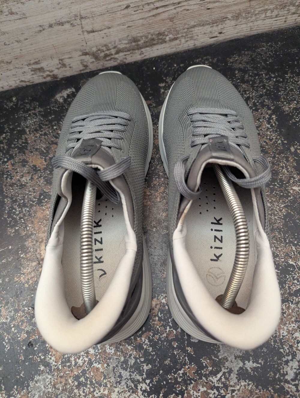 Mens Kizik Athletic Shoes Sz 8.5 Used Hands Free Slip On - Picture 8 of 9
